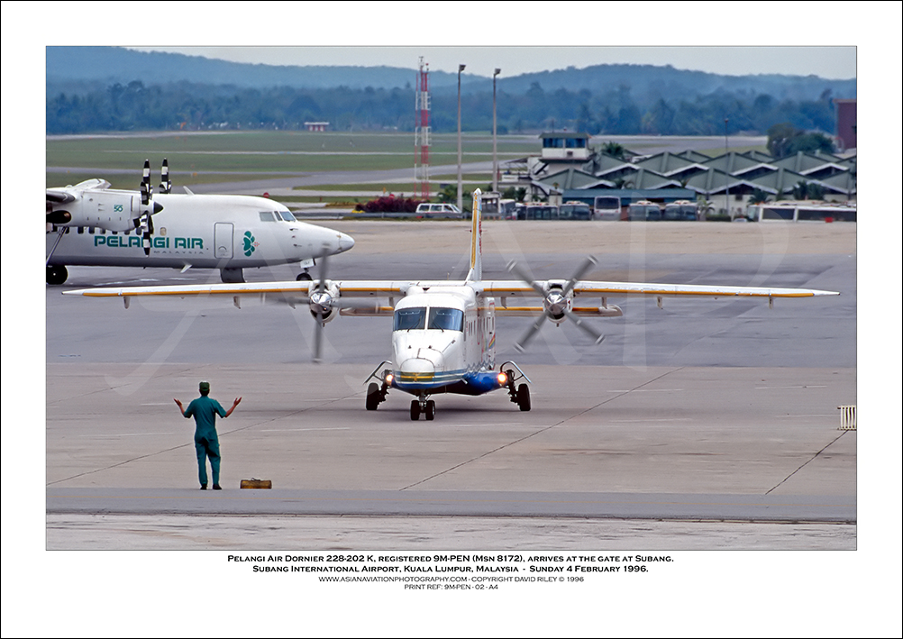 9M-PEN - Pelangi Air Dornier 228-202 K,  (Msn 8172) - 02
