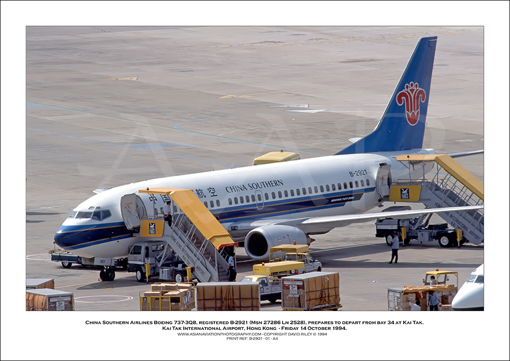 B-2921 - China Southern Airlines Boeing 737-3Q8  (Msn 27286 Ln 2528) - 01