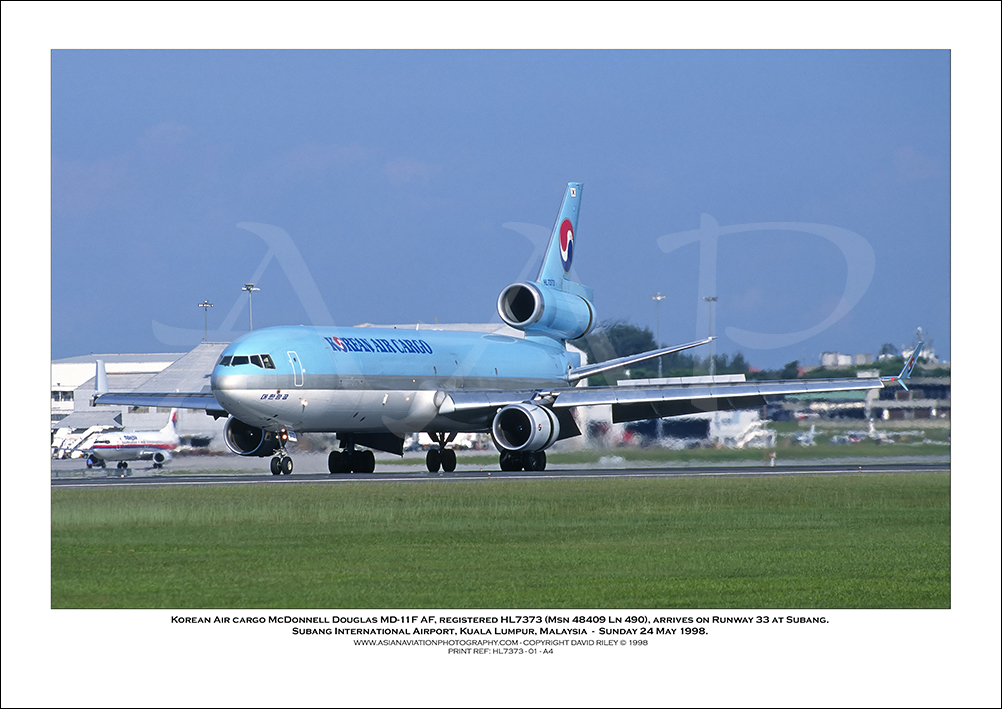 HL7373 - Korean Air cargo McDonnell Douglas MD-11F AF  (Msn 48409 Ln 490) - 01