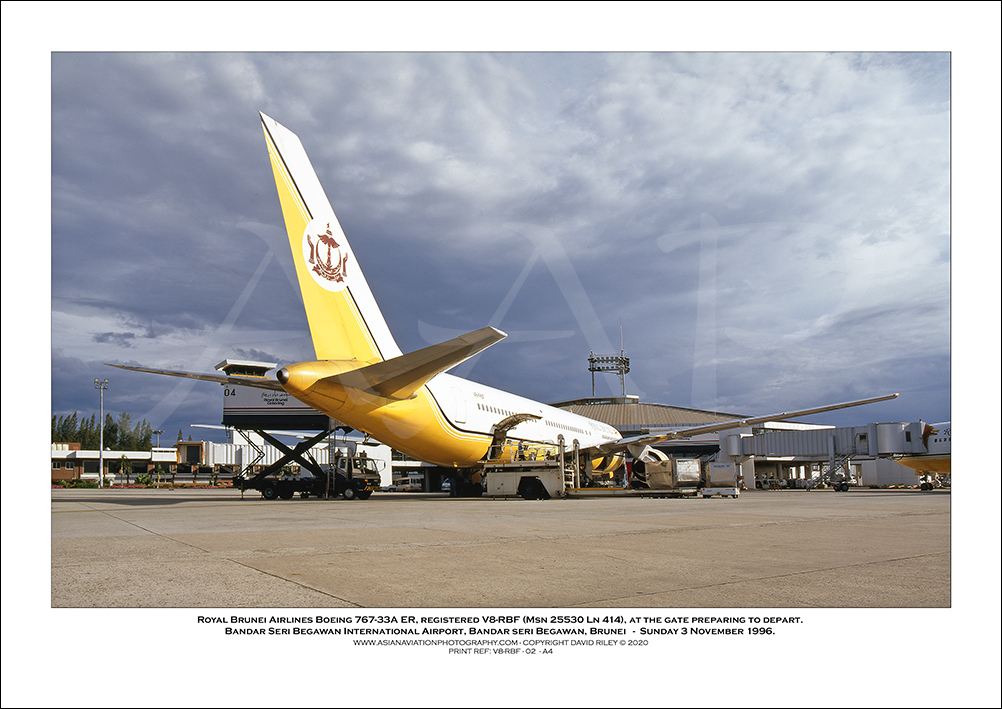 V8-RBF - Royal Brunei Airlines Boeing 767-33A ER   (Msn 25530 Ln 414)- 02