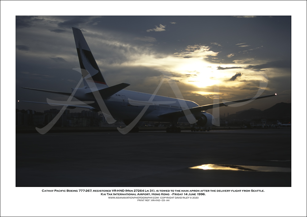 VR-HND- Cathay Pacific Boeing 777-267  (Msn 27264 Ln 31) - 03